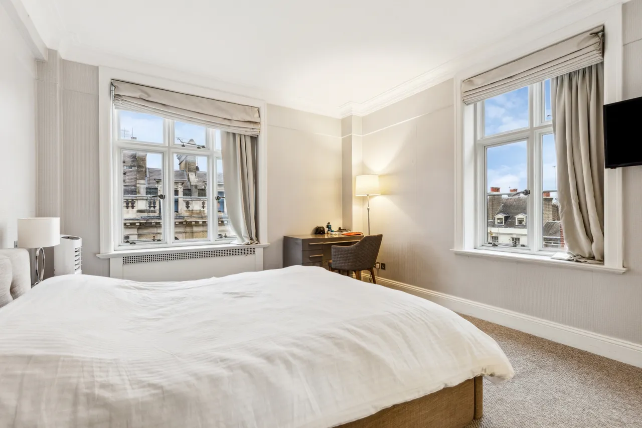 Chesterfield Gardens, Mayfair, W1J, photo 3