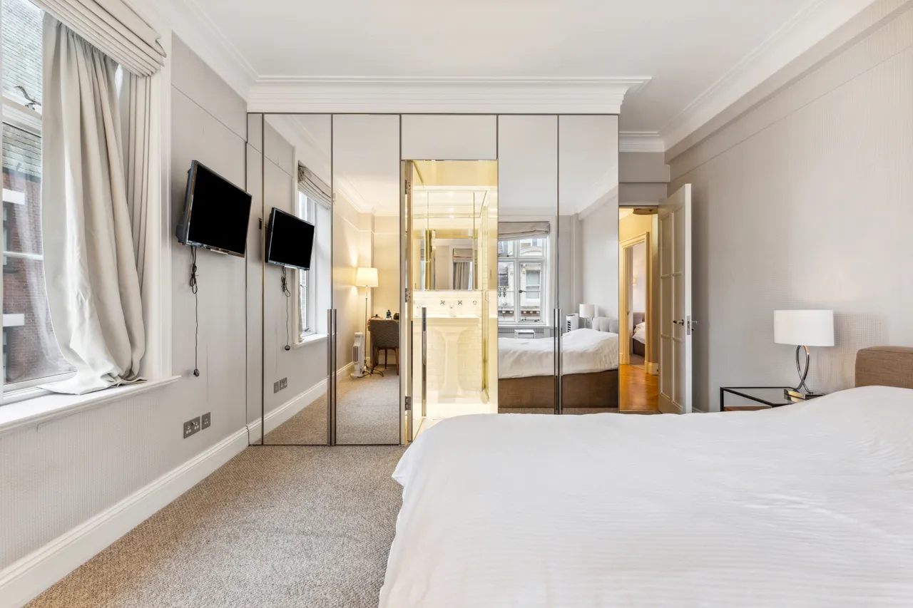 Chesterfield Gardens, Mayfair, W1J, photo 5