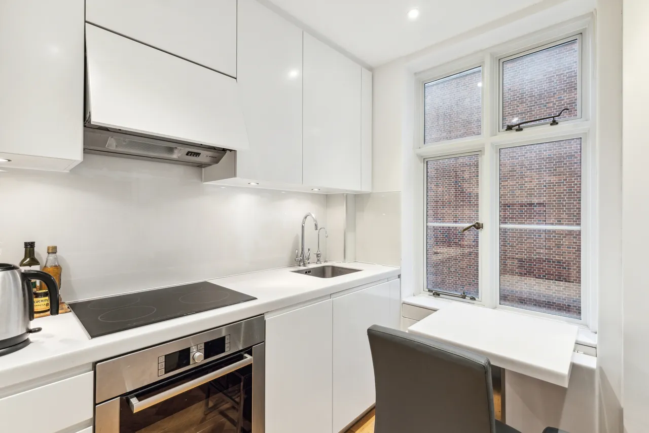 Chesterfield Gardens, Mayfair, W1J, photo 4