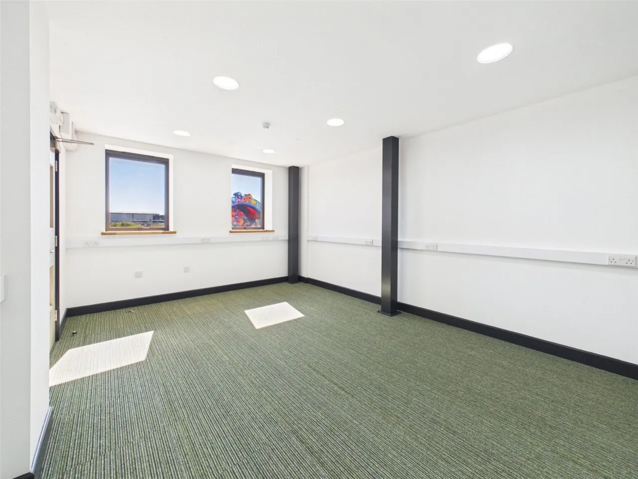 Beaufighter Road, Weston-super-Mare, BS24, photo 4