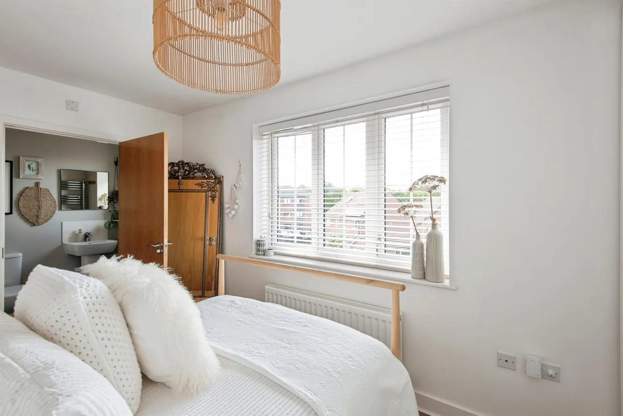 Keen Avenue, Buntingford, photo 11