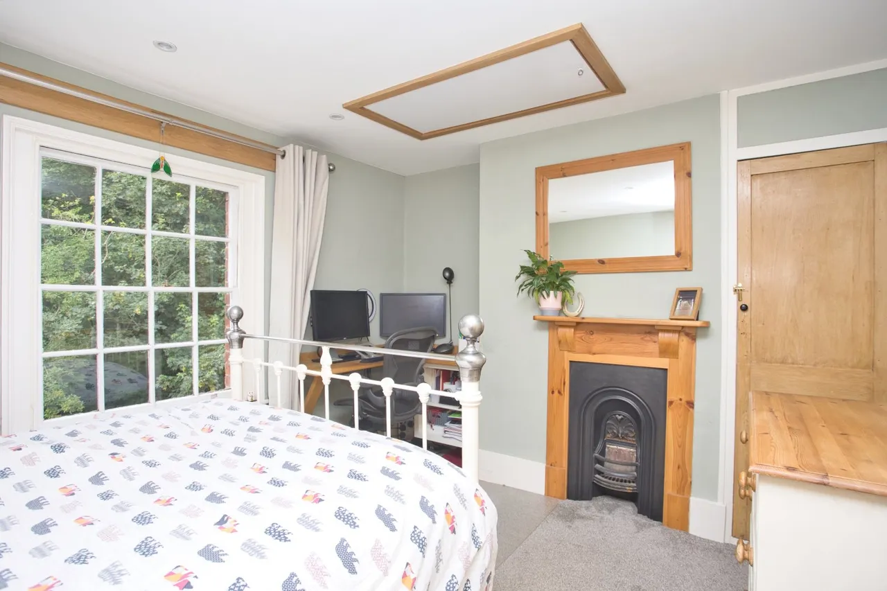 The Street, Eythorne, CT15, photo 8