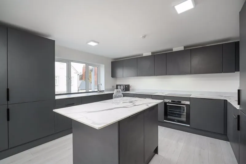 High Street, Walton-On-Thames KT12 1BZ, photo 6