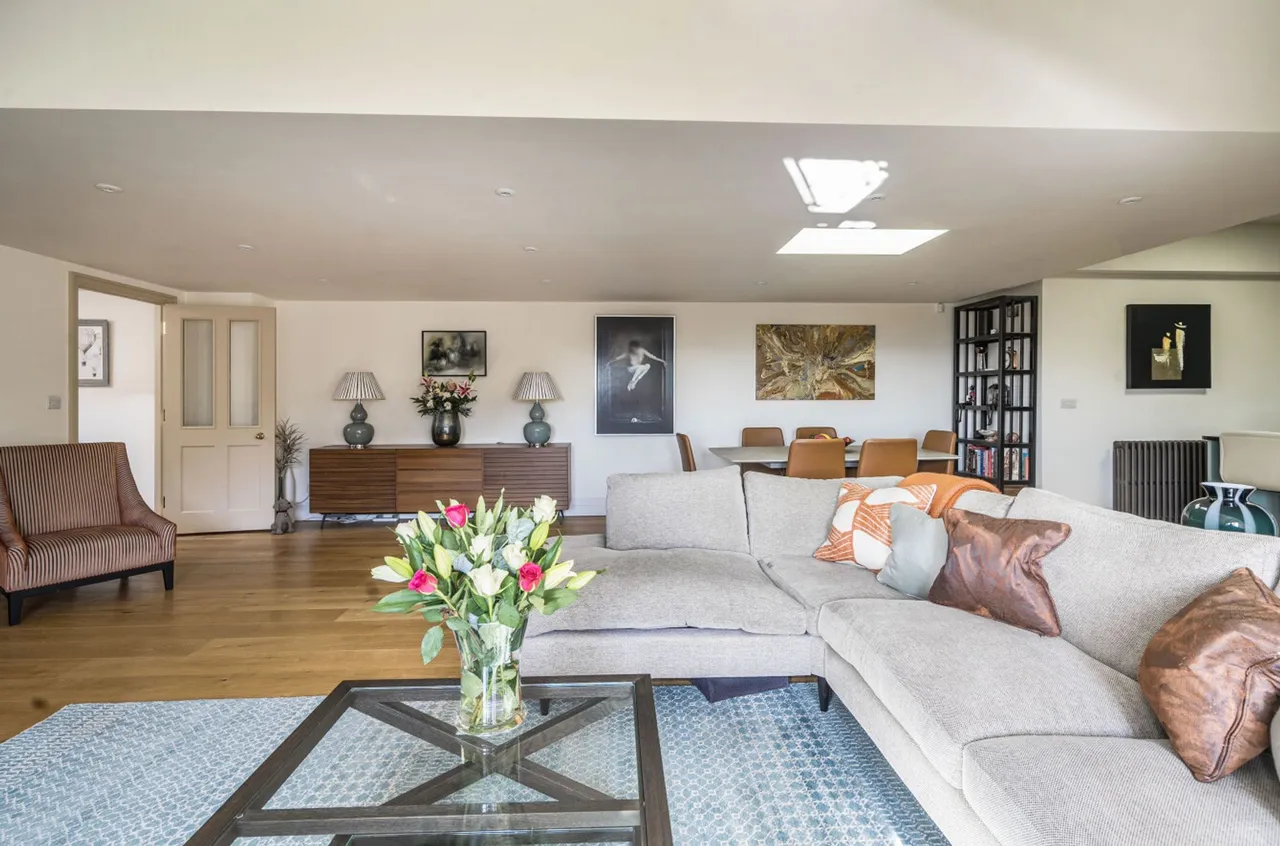 Kings Drive, Midhurst, GU29, photo 4