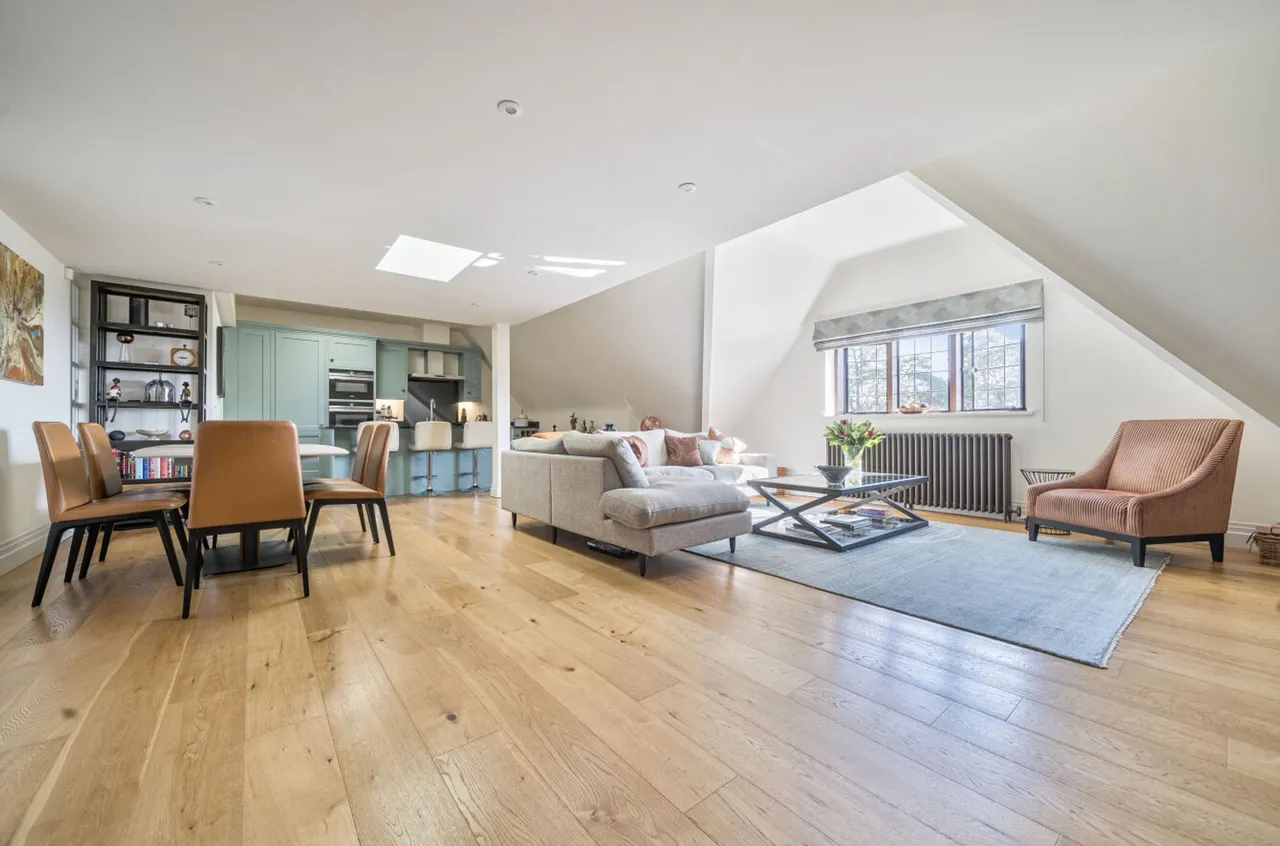 Kings Drive, Midhurst, GU29, photo 6