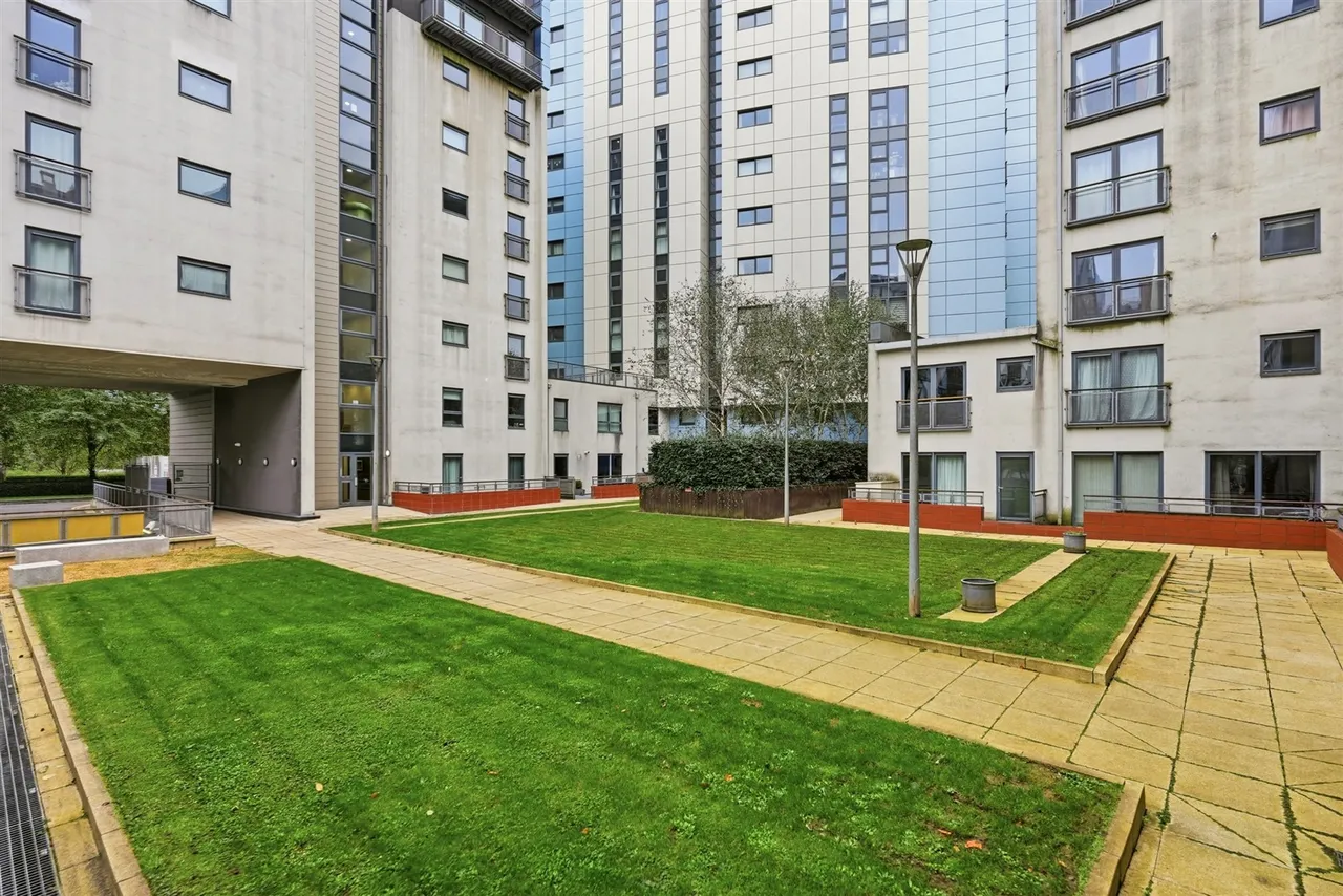 Meadowside Quay Walk, Glasgow Harbour, G11, photo 14
