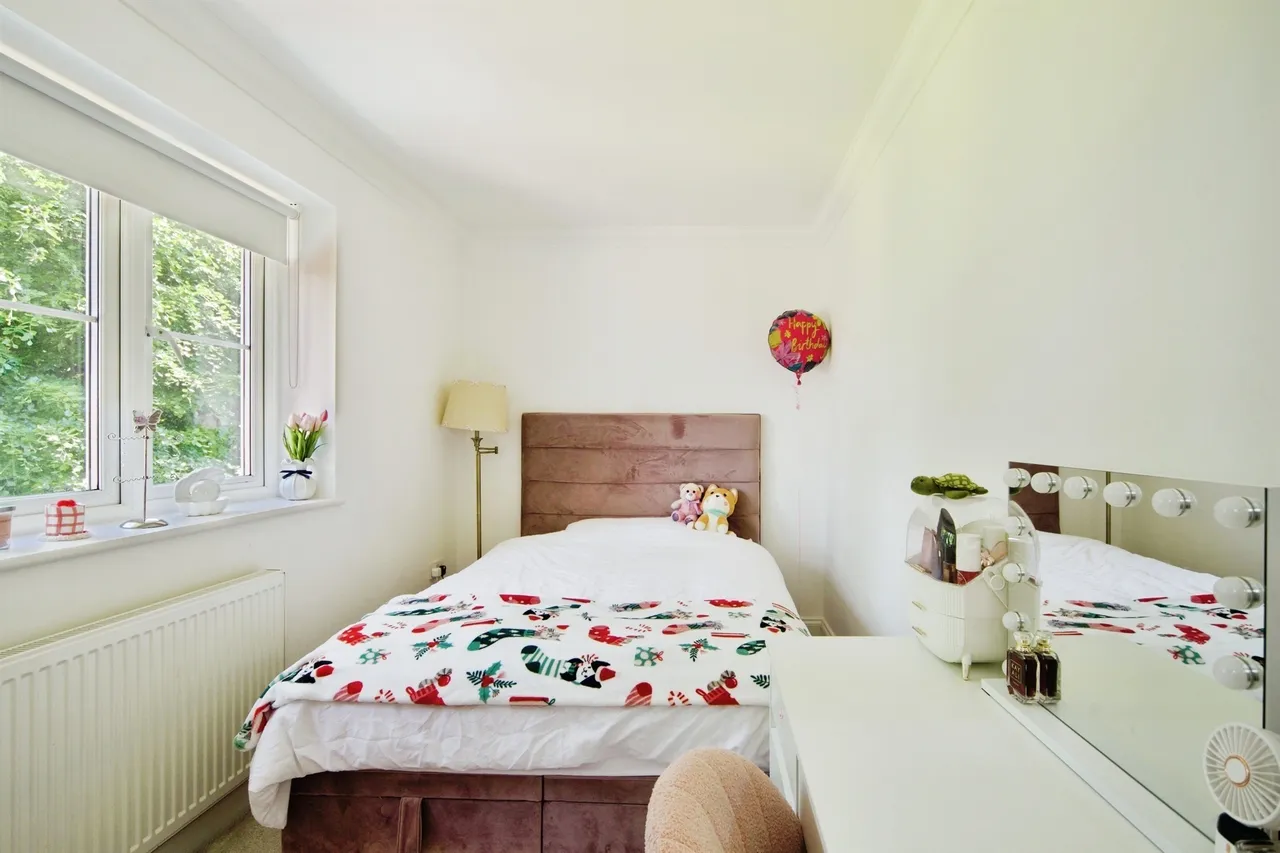 Mandeville Close, Broxbourne, photo 8