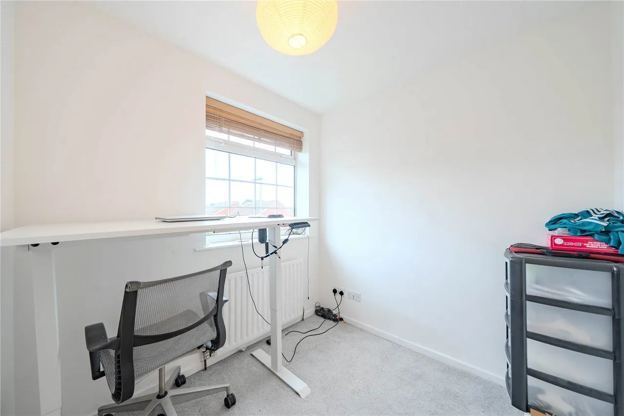 Glenlea Close, Stanningley, LS28, photo 20
