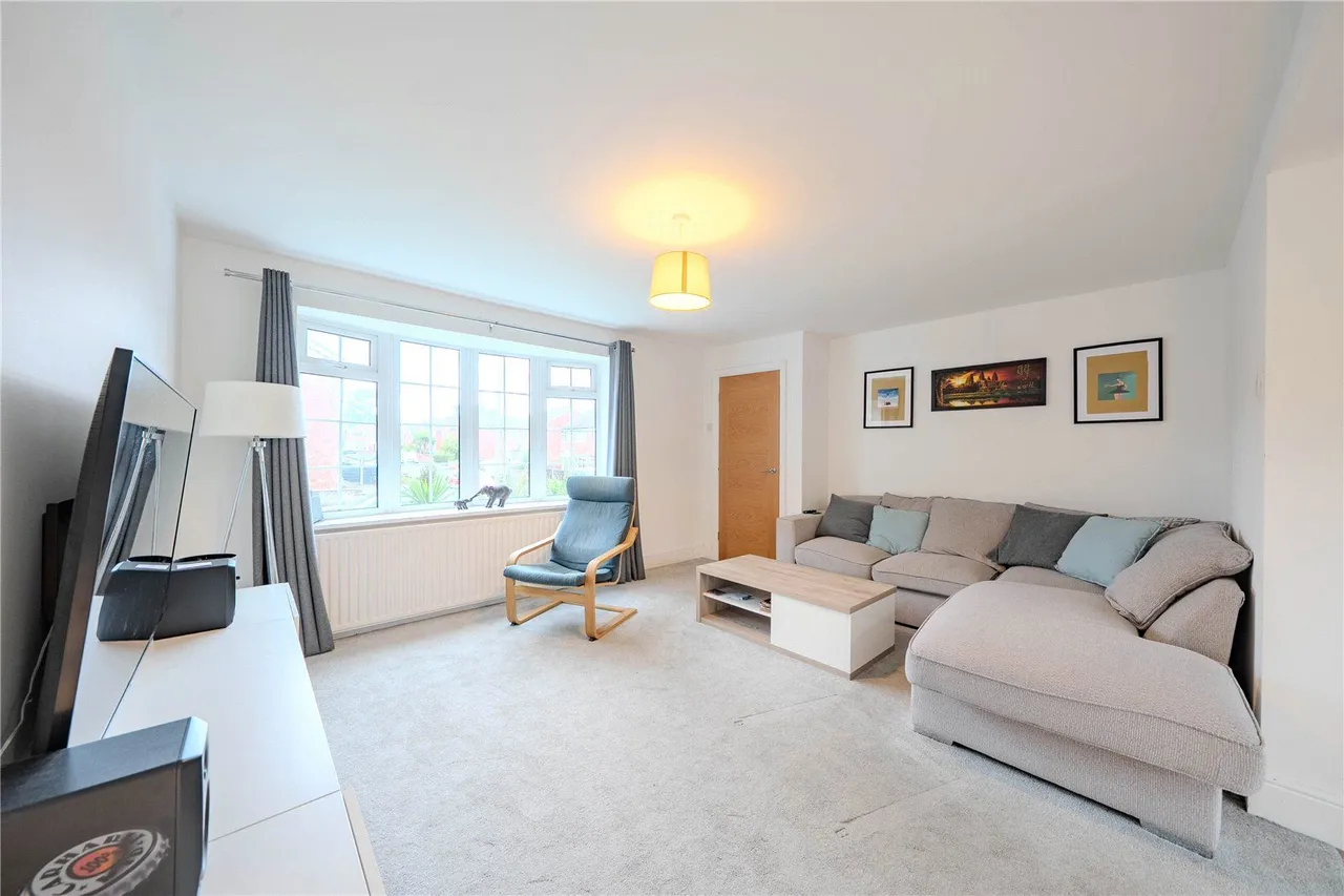 Glenlea Close, Stanningley, LS28, photo 14