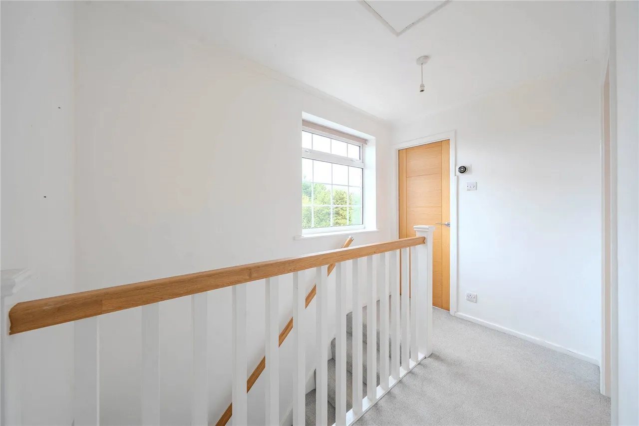 Glenlea Close, Stanningley, LS28, photo 9