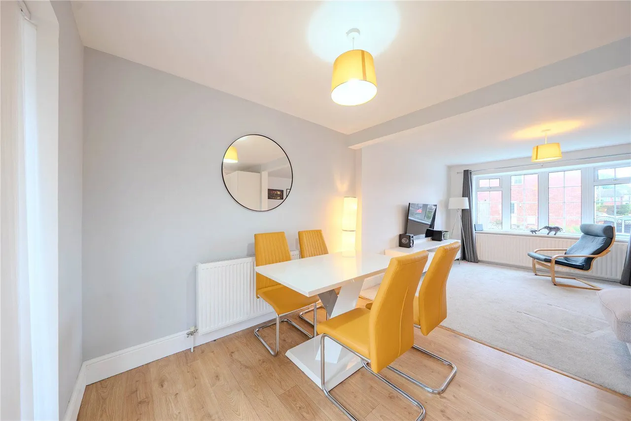 Glenlea Close, Stanningley, LS28, photo 15