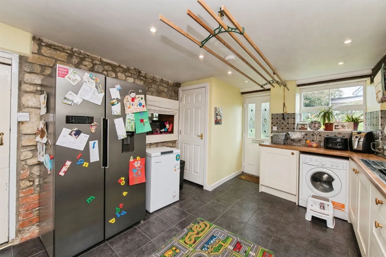Lyme Road, Axminster, EX13, photo 8