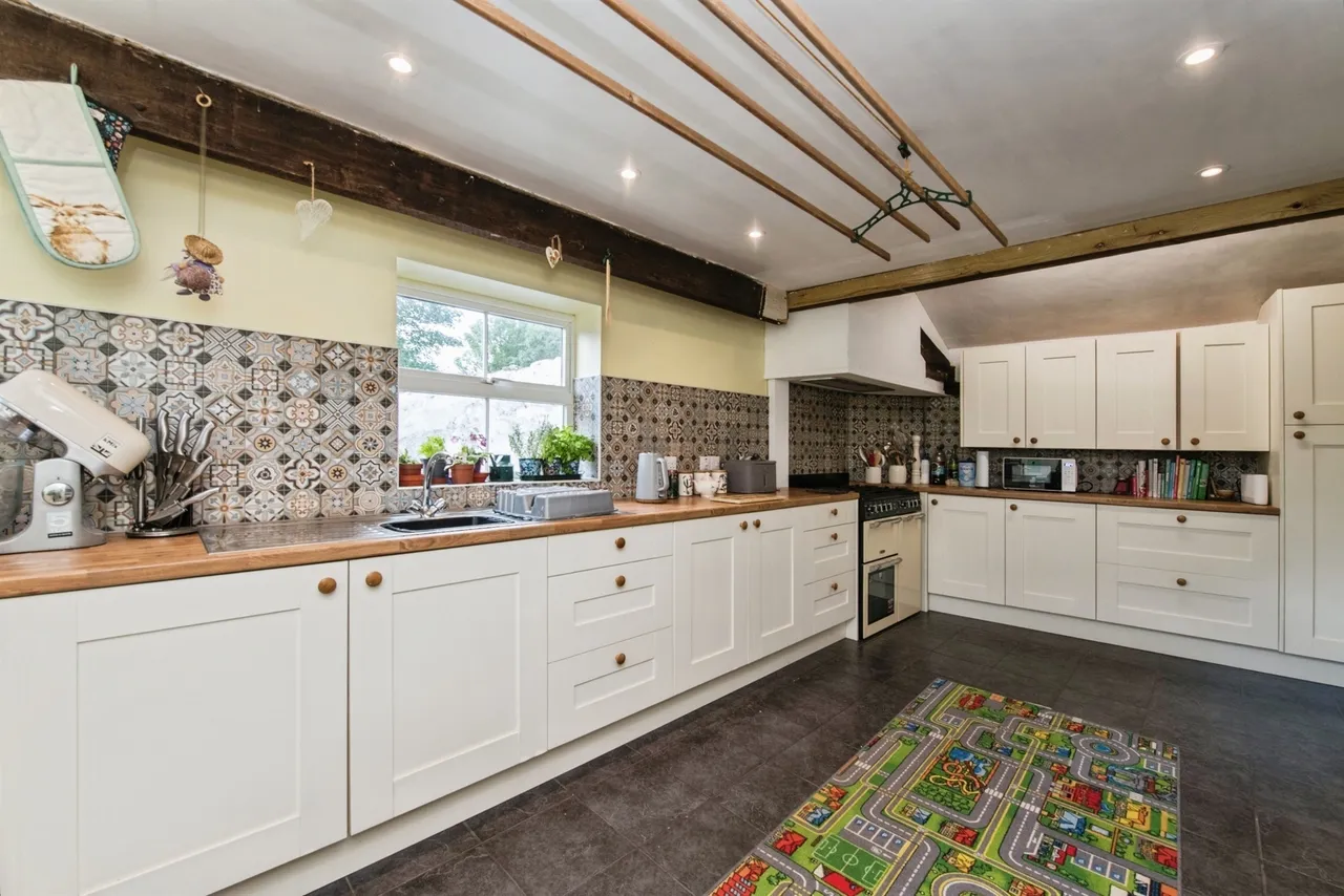 Lyme Road, Axminster, EX13, photo 6