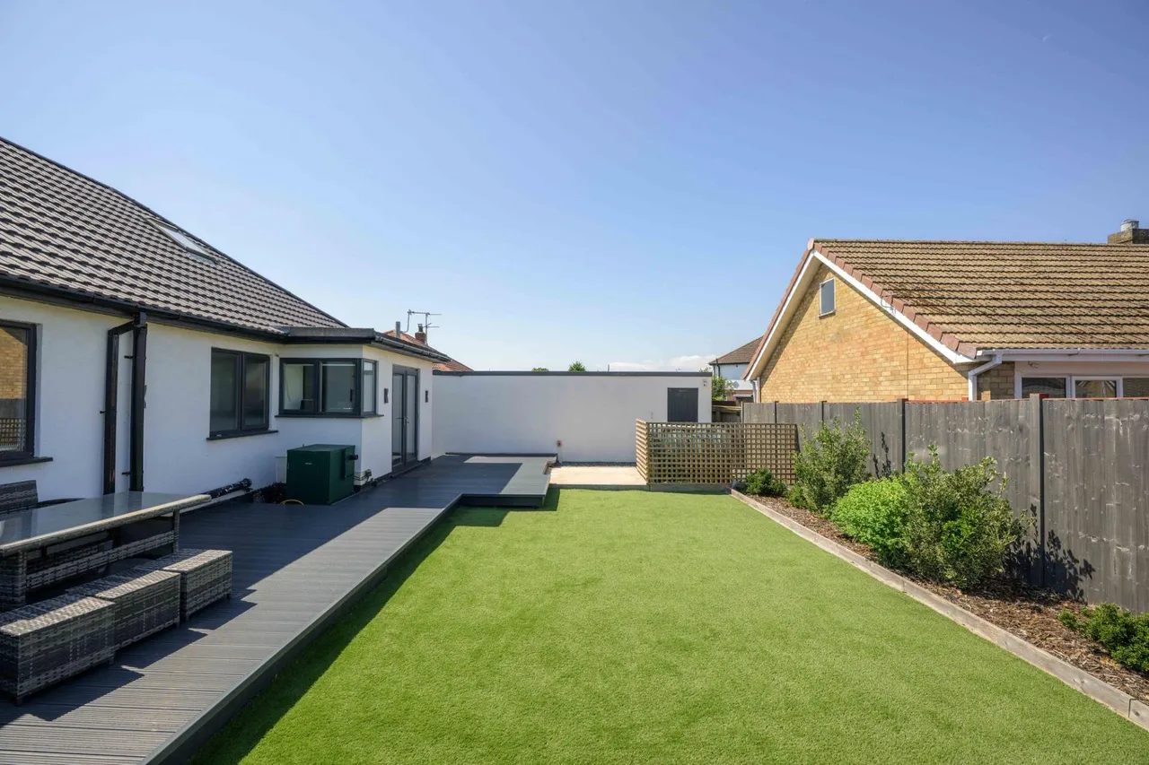 St. Leonards Drive, Chapel St. Leonards, PE24, photo 24