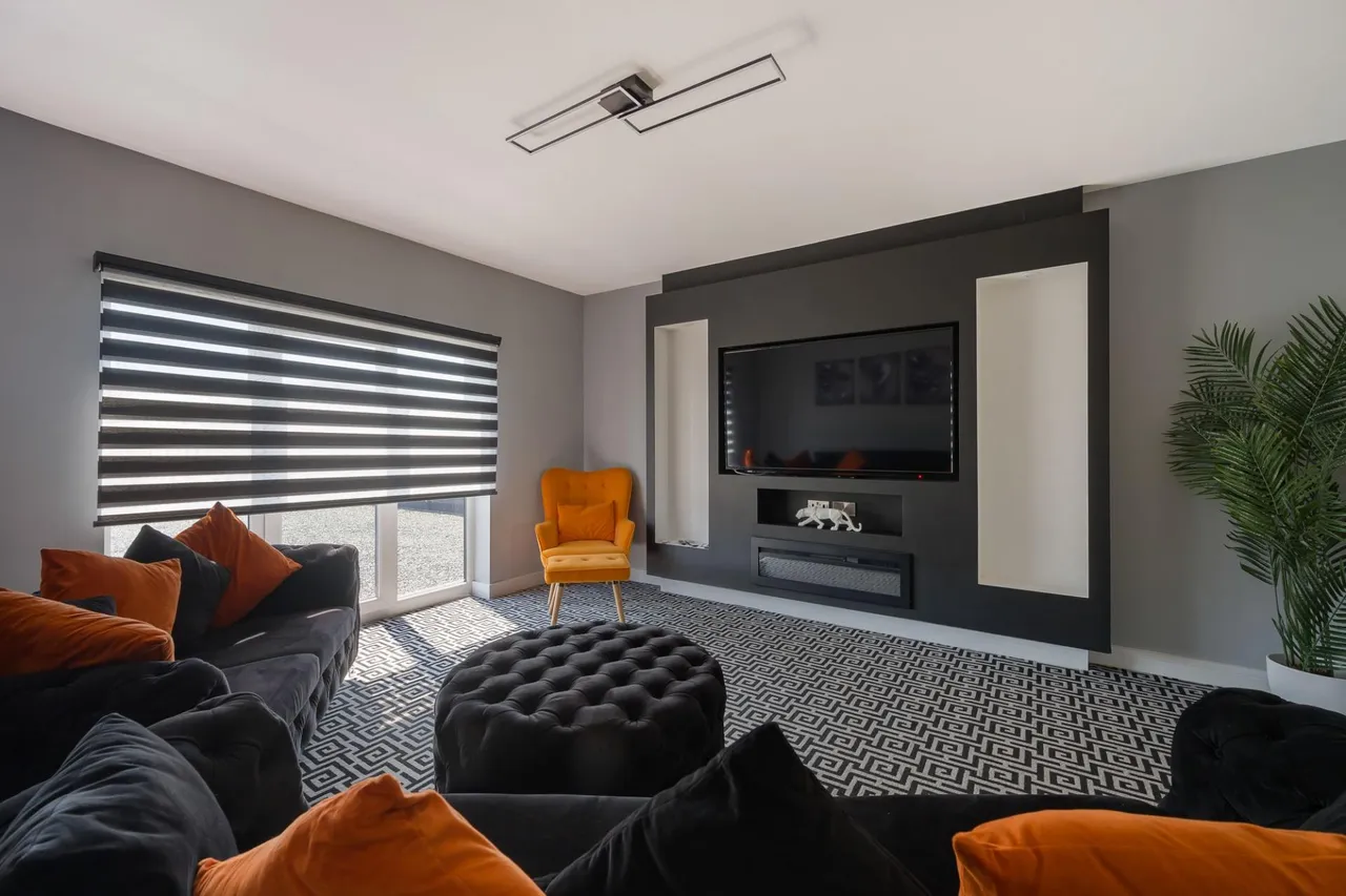 St. Leonards Drive, Chapel St. Leonards, PE24, photo 2