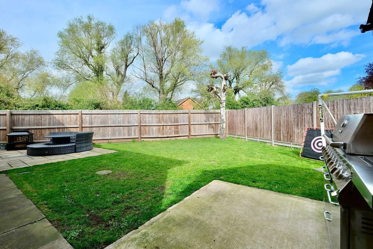 Provence Road, Stukeley Meadows, PE29, photo 13