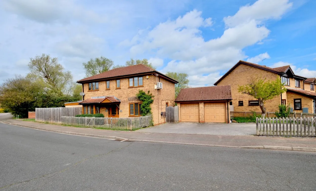 Provence Road, Stukeley Meadows, PE29, photo 15