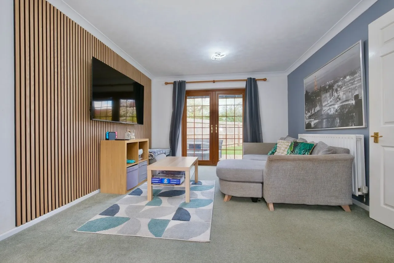 Provence Road, Stukeley Meadows, PE29, photo 3