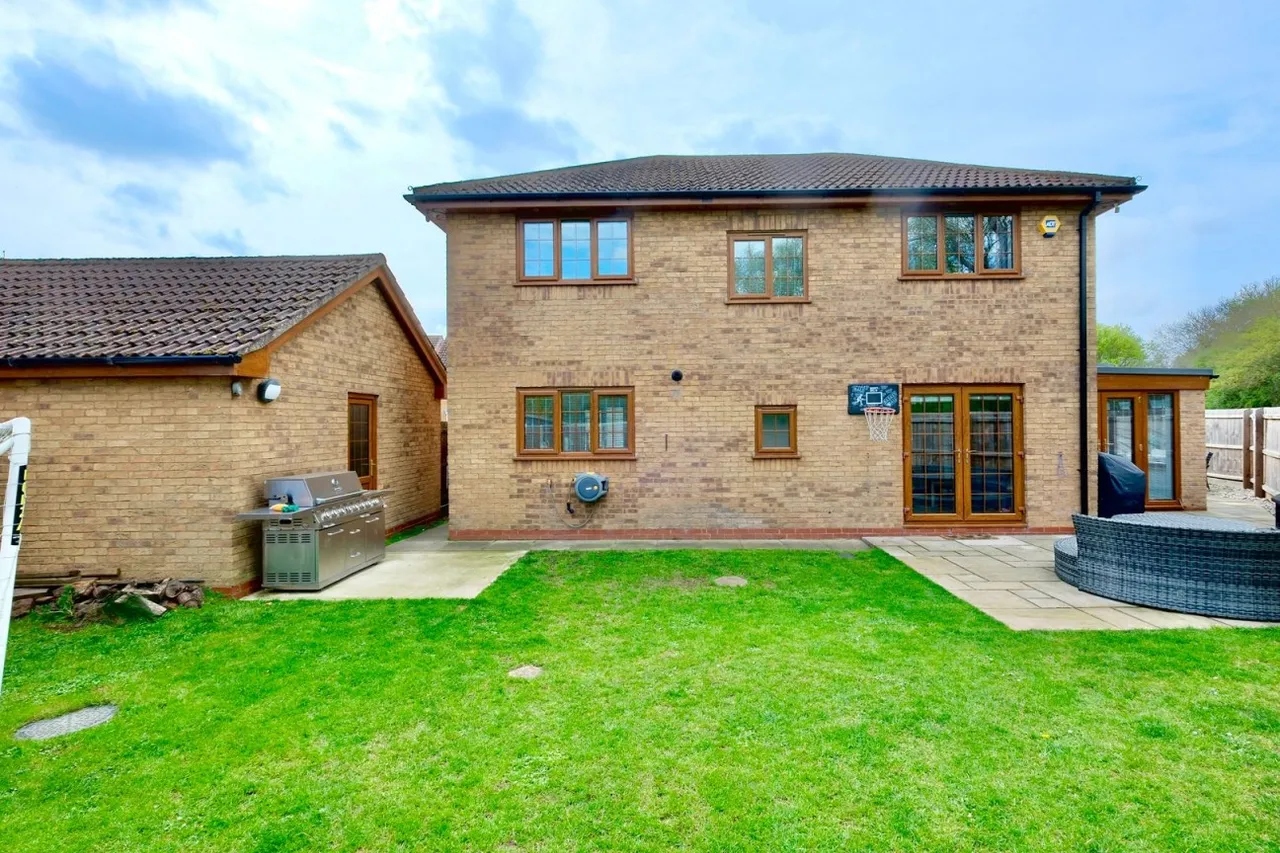 Provence Road, Stukeley Meadows, PE29, photo 14