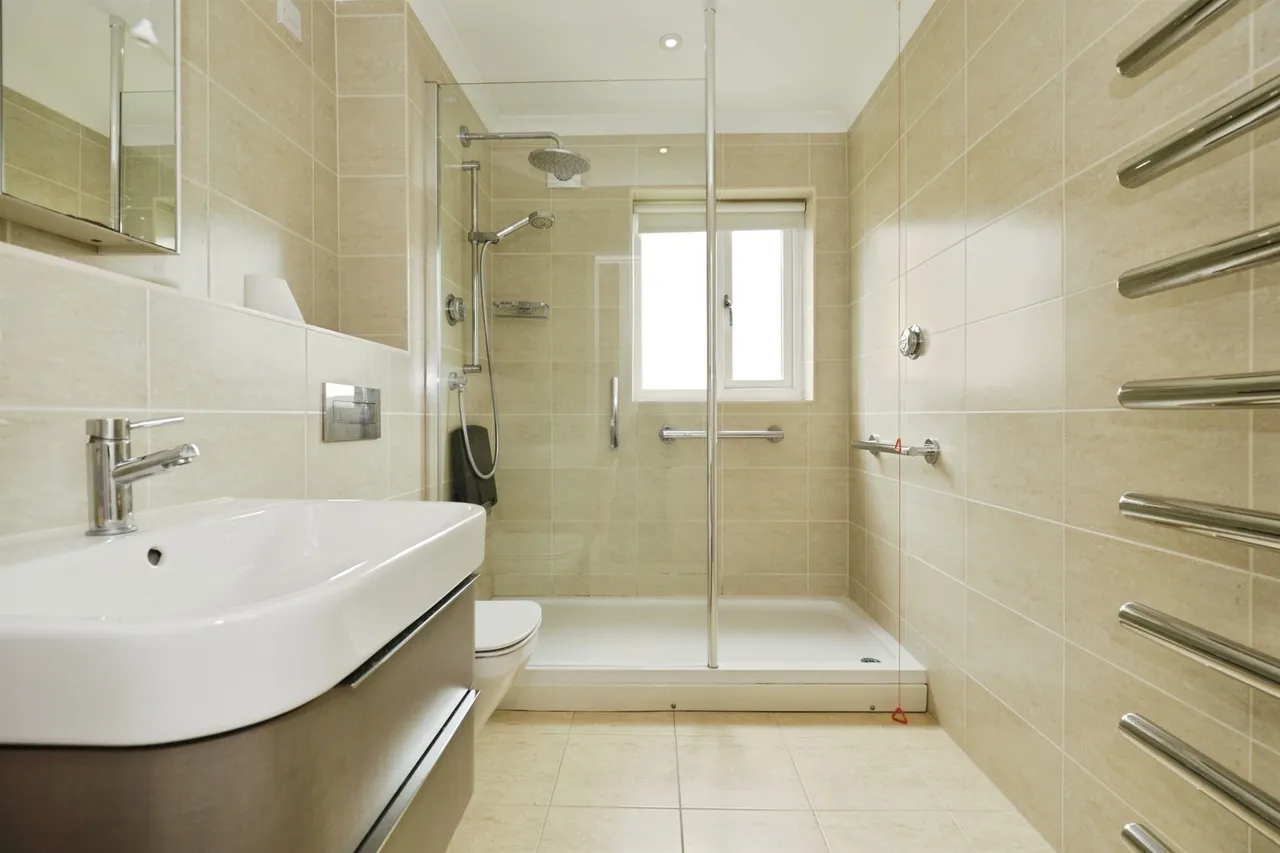 Garden Court, Killinghall, Harrogate, photo 7
