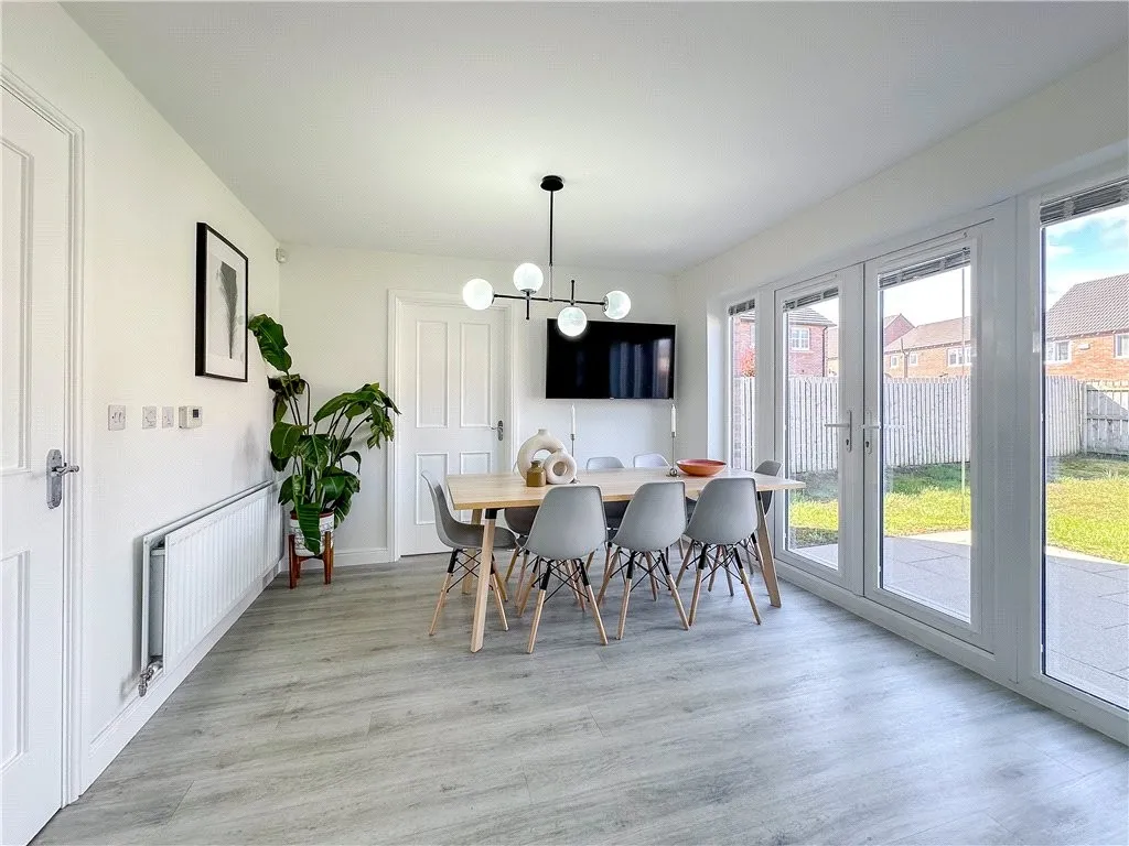Salis Close, Acklam, photo 7