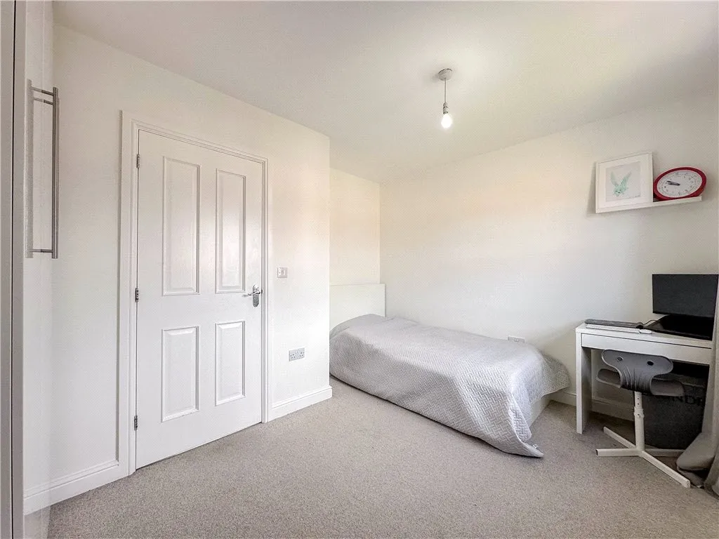 Salis Close, Acklam, photo 18