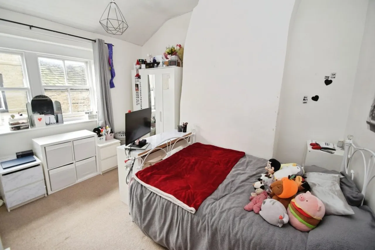 Thornton, Bradford, West Yorkshire, photo 6