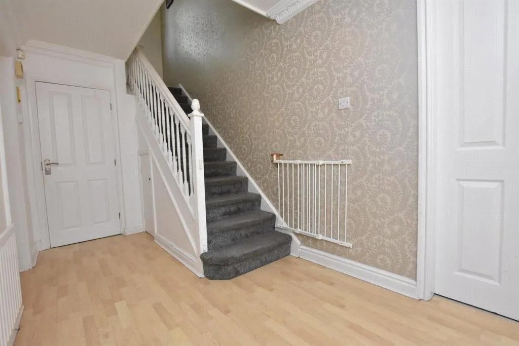 Church Avenue, Sutton-in-Ashfield, NG17, photo 8