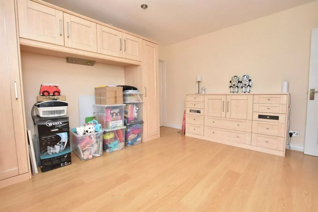 Church Avenue, Sutton-in-Ashfield, NG17, photo 13