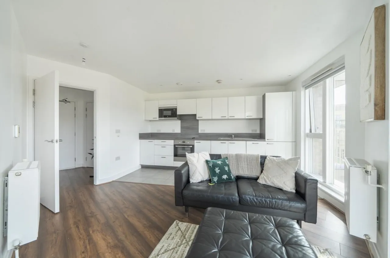 Adenmore Road, London, SE6, photo 5