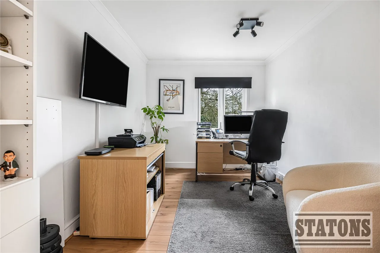 Crescent East, Hadley Wood, EN4 0EL, photo 10