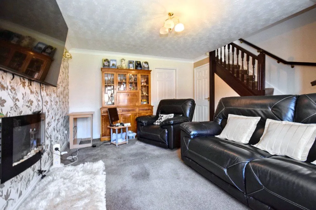 Parkinson Close, Wakefield, WF1, photo 14