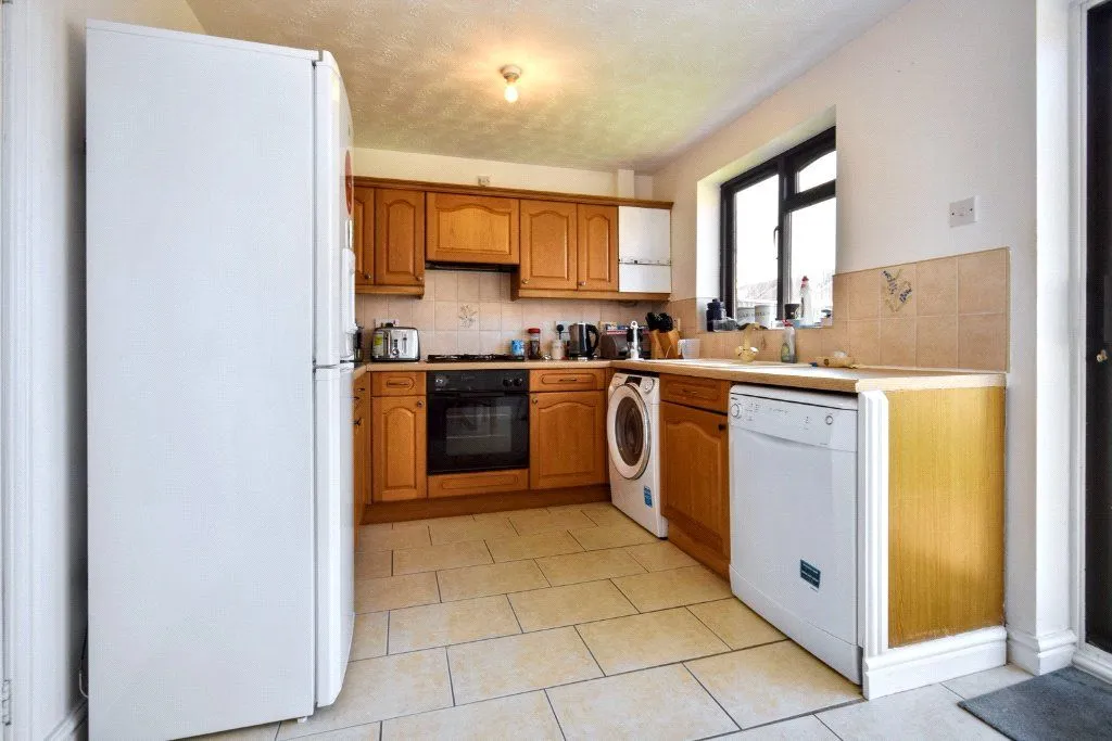 Parkinson Close, Wakefield, WF1, photo 12
