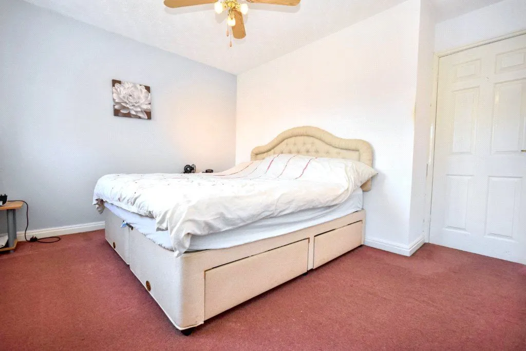 Parkinson Close, Wakefield, WF1, photo 7