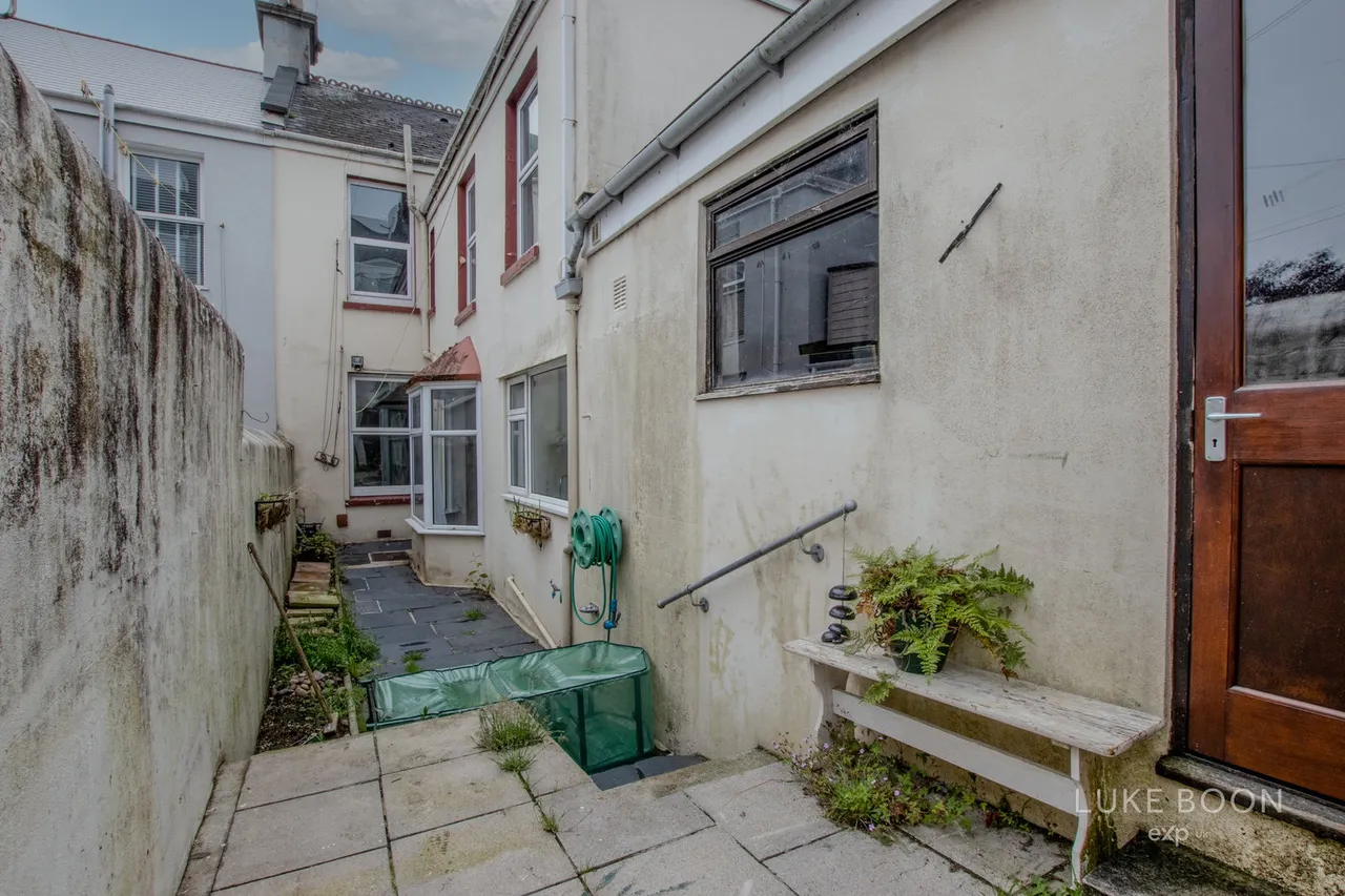 Palmerston Street, Stoke, PL1 5LL, photo 4