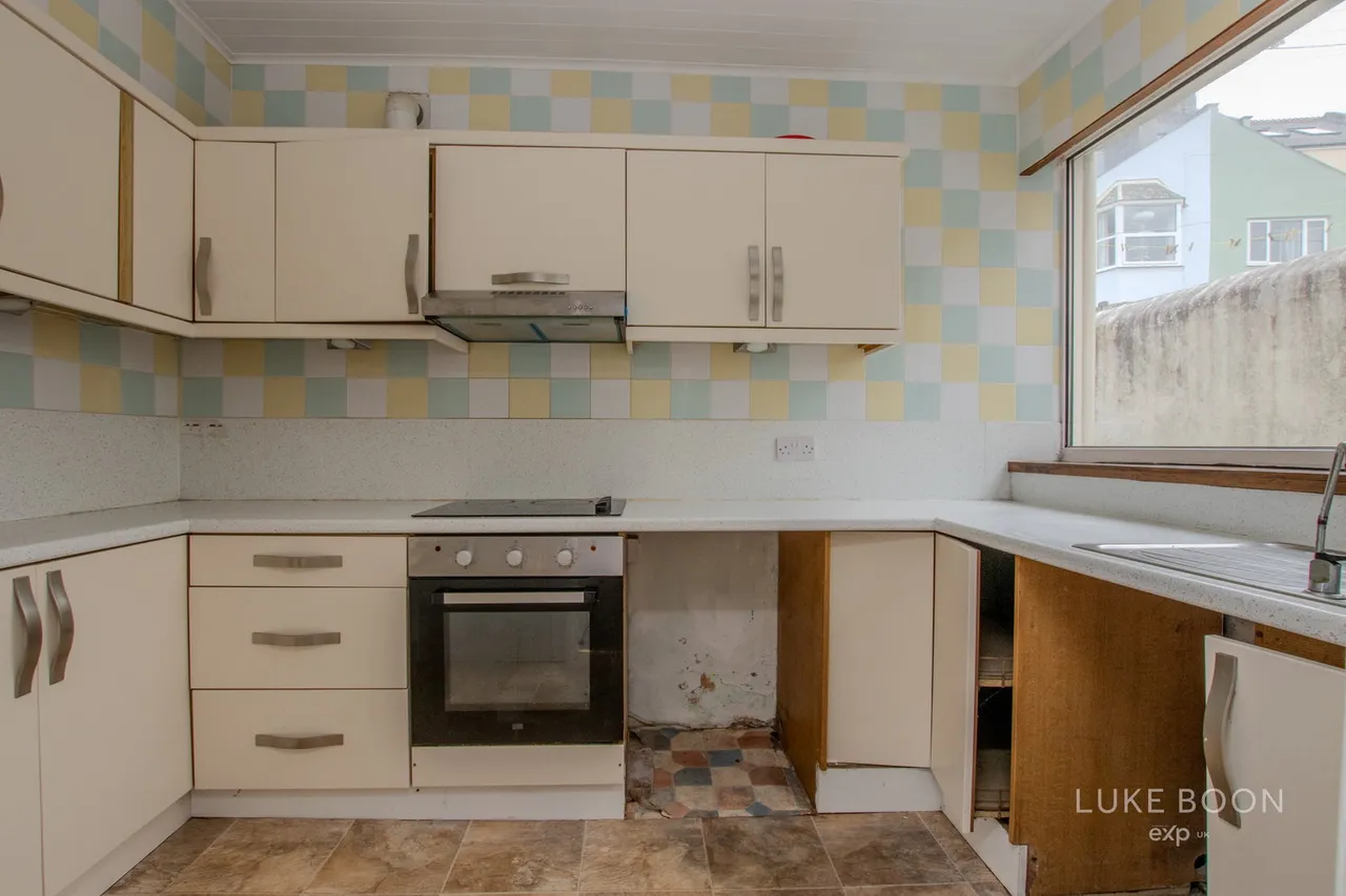 Palmerston Street, Stoke, PL1 5LL, photo 3