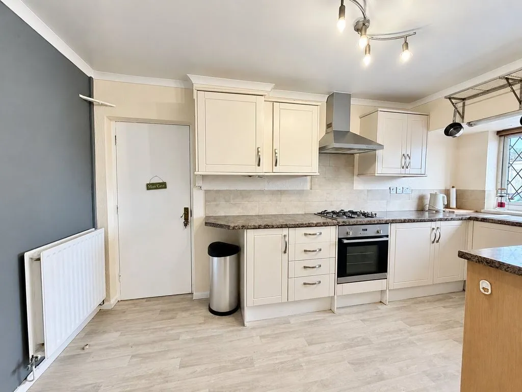 Hillcrest Road, Dordon, B78, photo 8