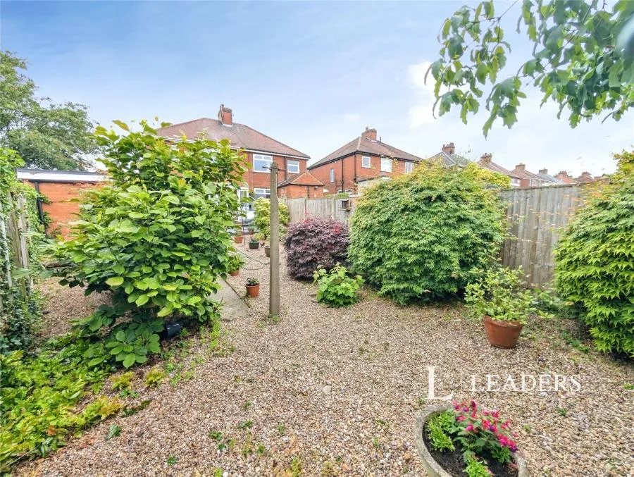 Carisbrooke Avenue, Mansfield, NG18, photo 22