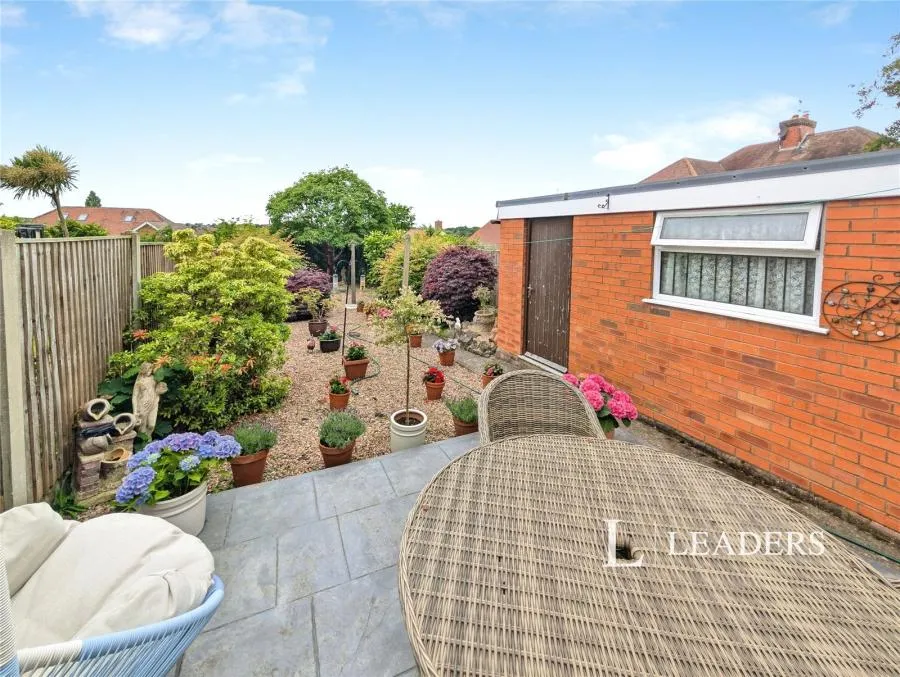 Carisbrooke Avenue, Mansfield, NG18, photo 21