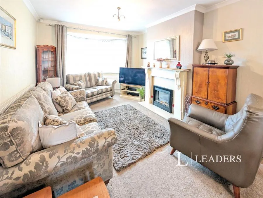 Carisbrooke Avenue, Mansfield, NG18, photo 6