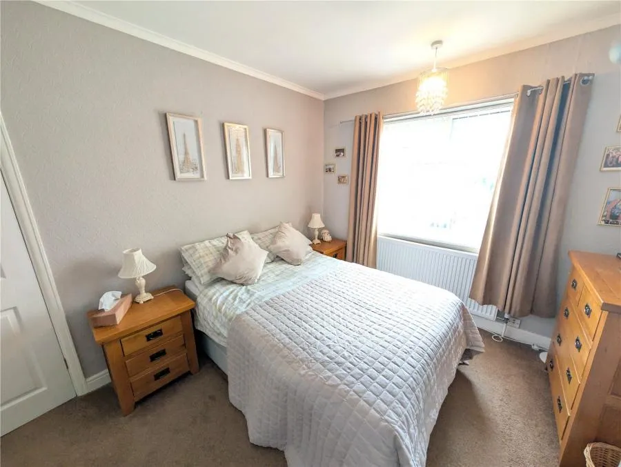 Carisbrooke Avenue, Mansfield, NG18, photo 13