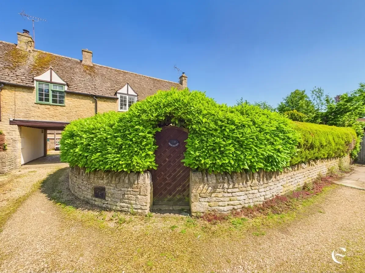 2 bed house for sale — Briar Cottage New Road, Easton On The Hill, Stamford, PE9 3NN