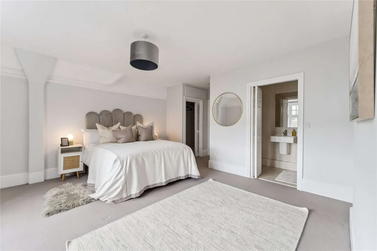 Station Road, Henley-on-Thames, Oxfordshire, RG9 1AT, photo 4