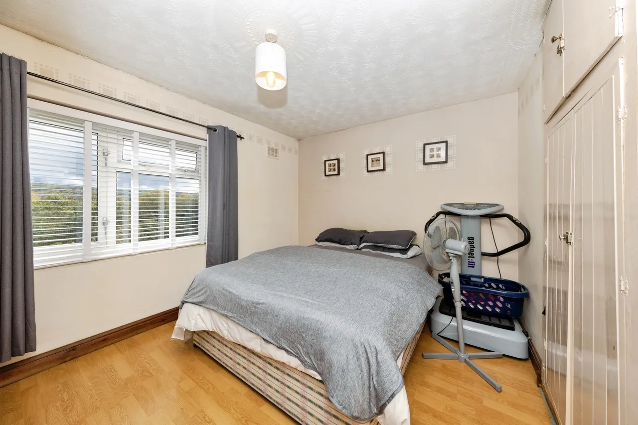 Heol Llethryd, Llanelli, photo 9