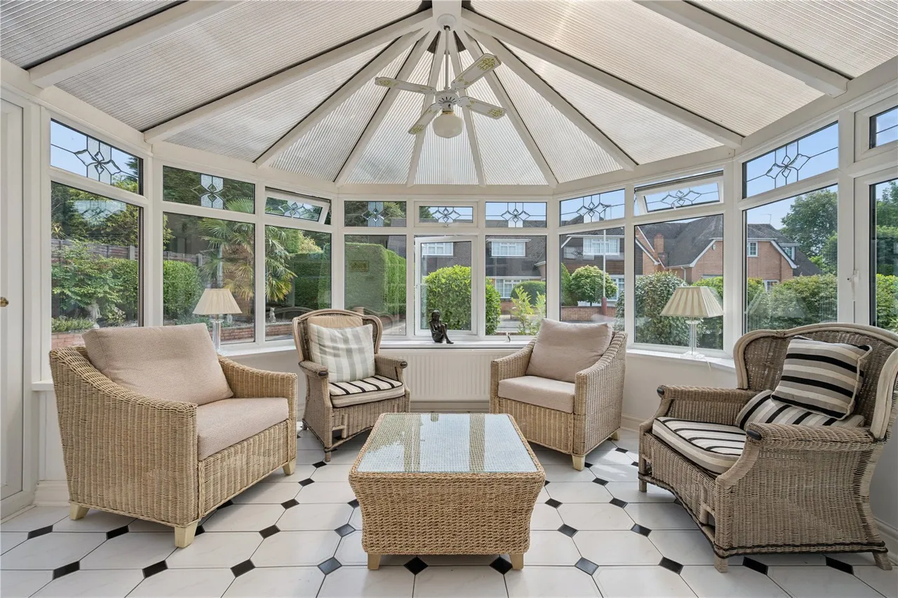 Twistfield Close, Southport, PR8, photo 9
