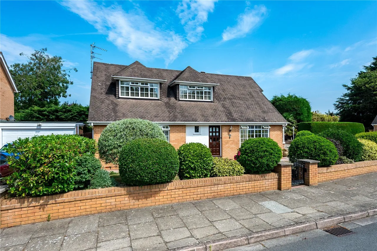 Twistfield Close, Southport, PR8, photo 24