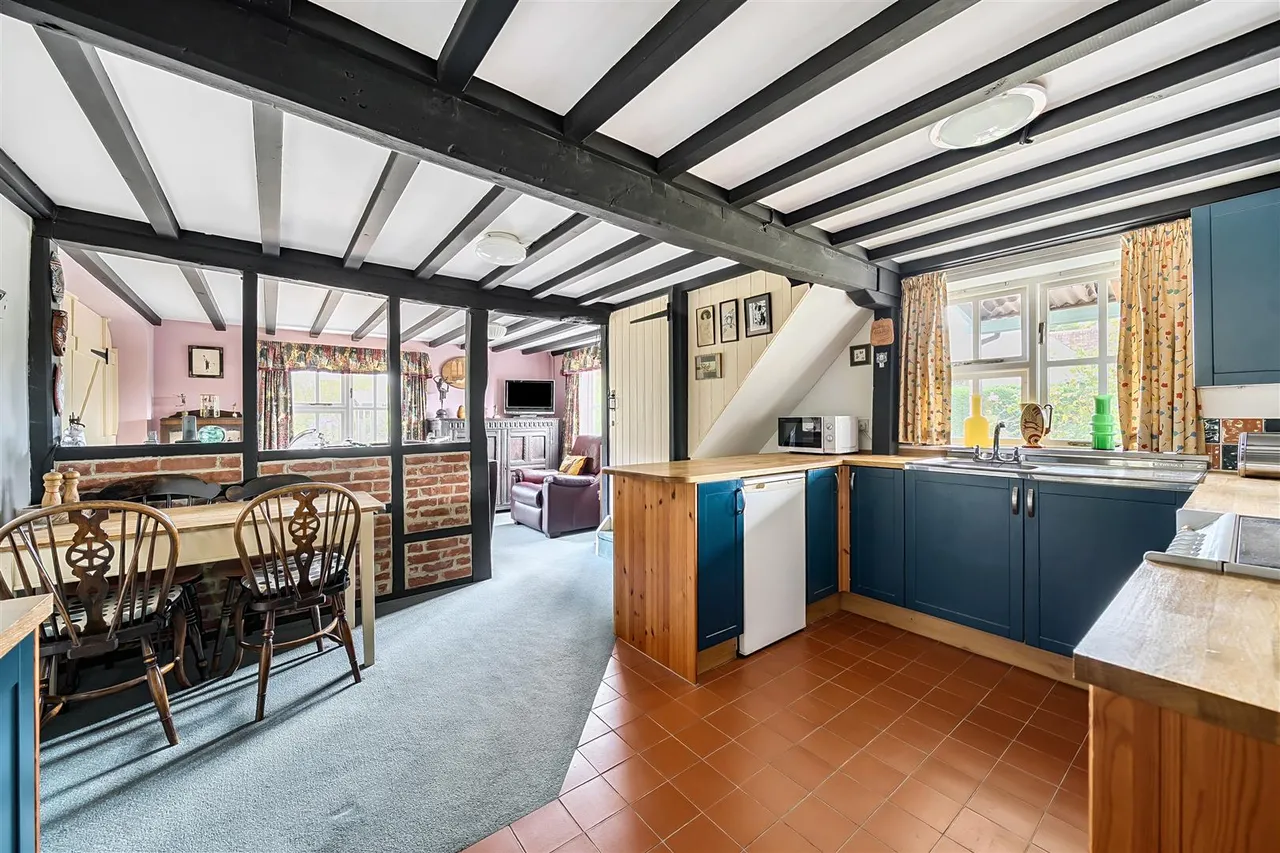 The Green, Great Cheverell, SN10, photo 6