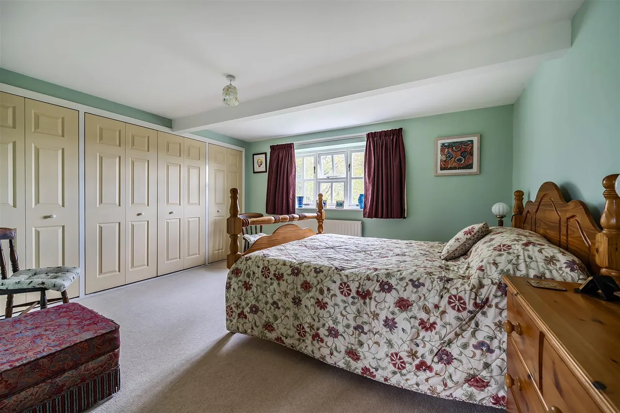 The Green, Great Cheverell, SN10, photo 16