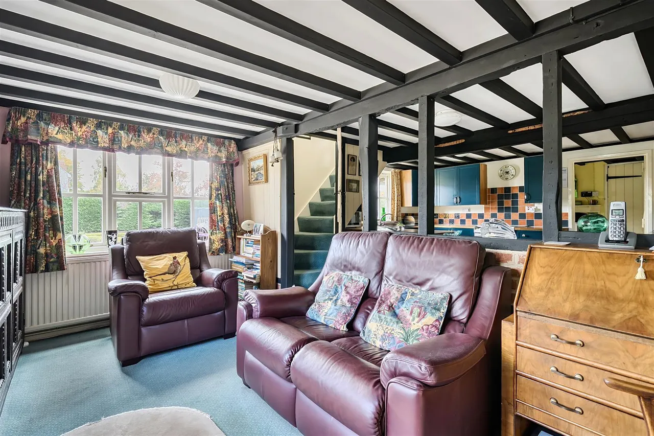 The Green, Great Cheverell, SN10, photo 21