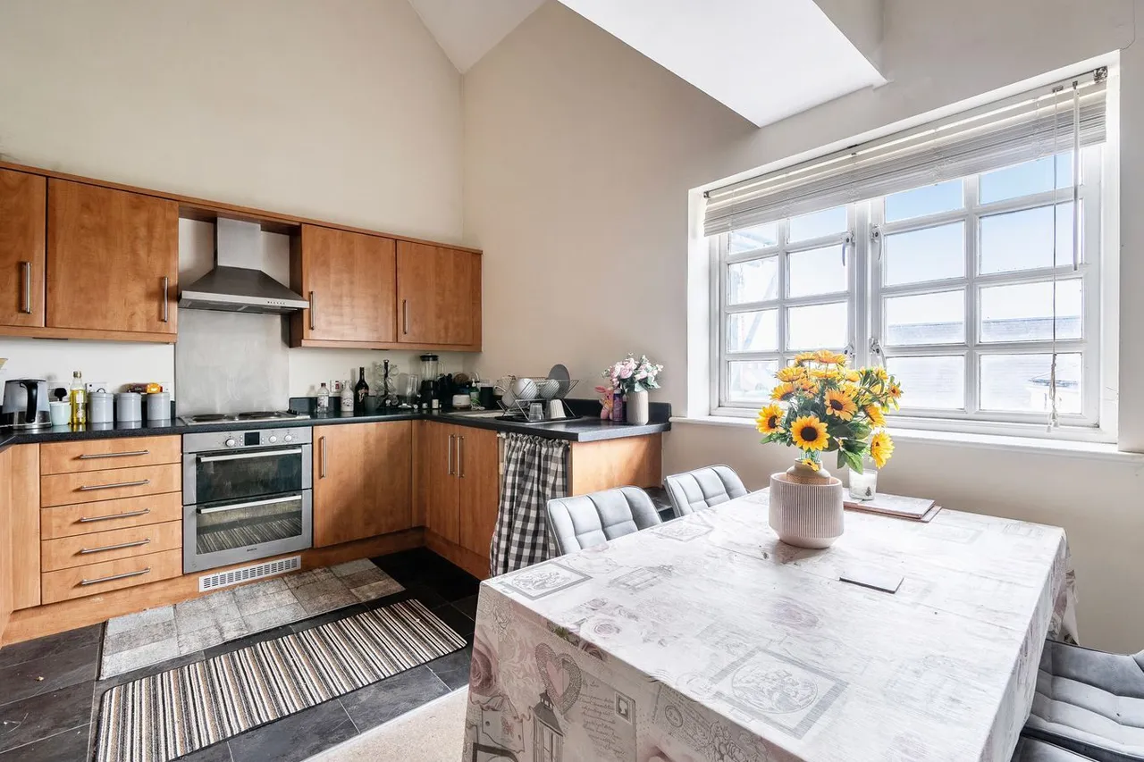 Nalder Close, Shepton Mallet, BA4, photo 2